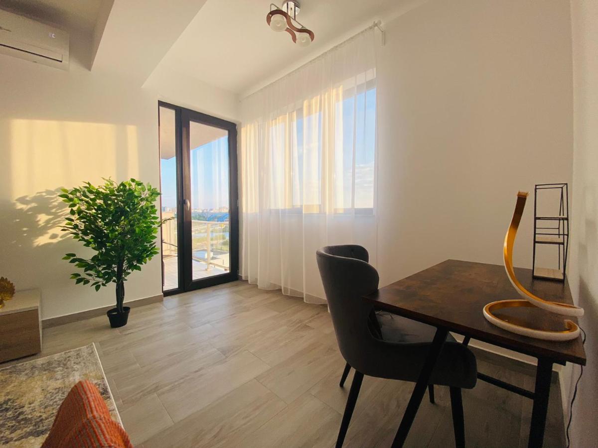 Soho Apartment - City View With Rooftop Garden Бухарест Экстерьер фото